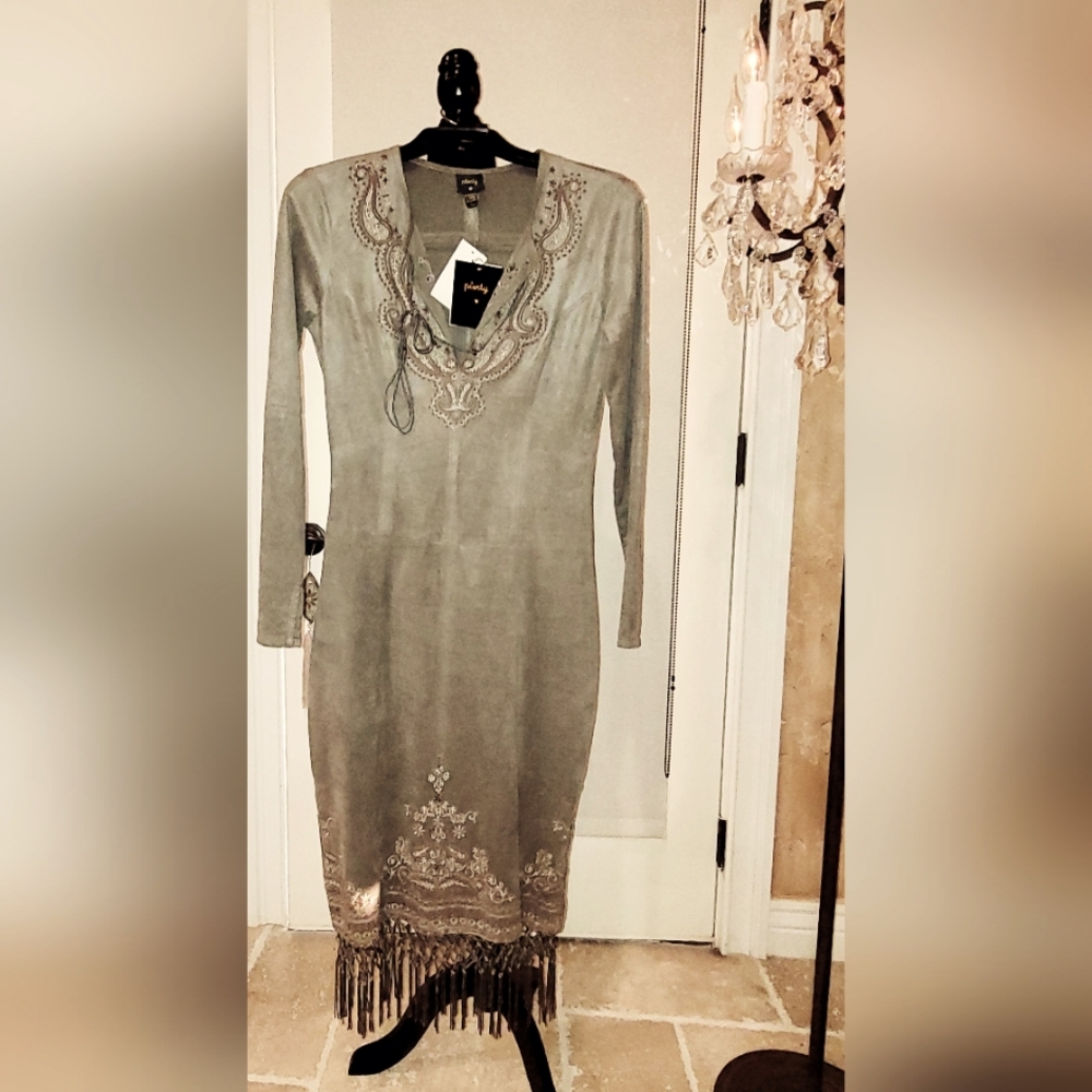 BOHEMIAN VINTAGE, Midi Dress with long Fringe Tassels. Olive Brownish Grey. 2